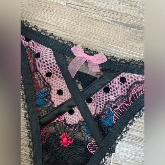 FOR LOVE & LEMONS Zinnia Panty Thong Embroidered Floral bow SMALL - Picture 3 of 7